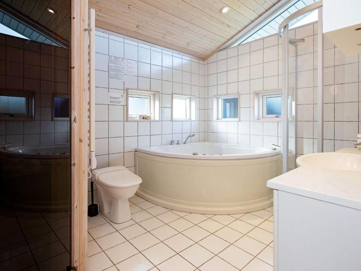 10 Person Holiday Home In Idestrup Boto By Exterior photo